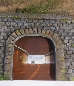 Tunnel fertig, Nahaufnahme
